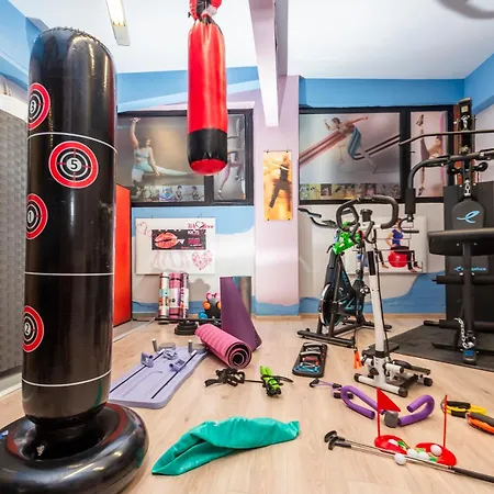 Kk75corner Rovere * 塞萨洛尼基