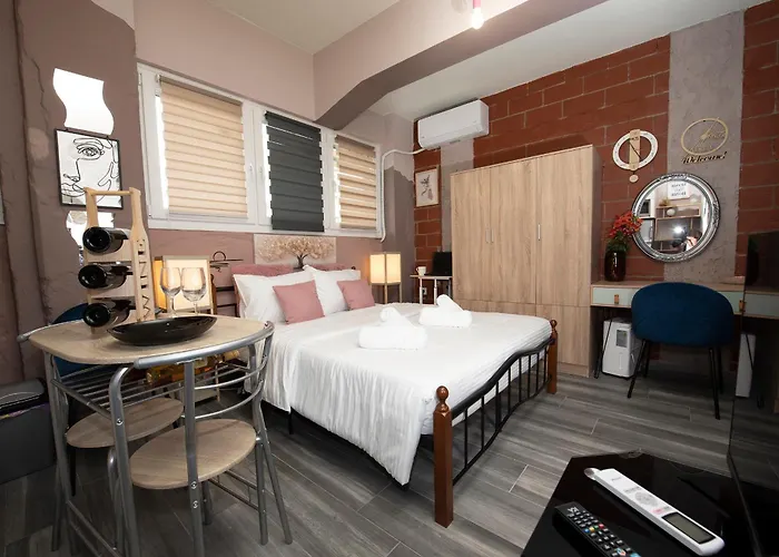Kk75corner Rovere شقة