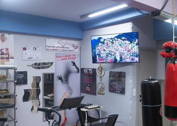 Kk75corner Rovere سالونيك